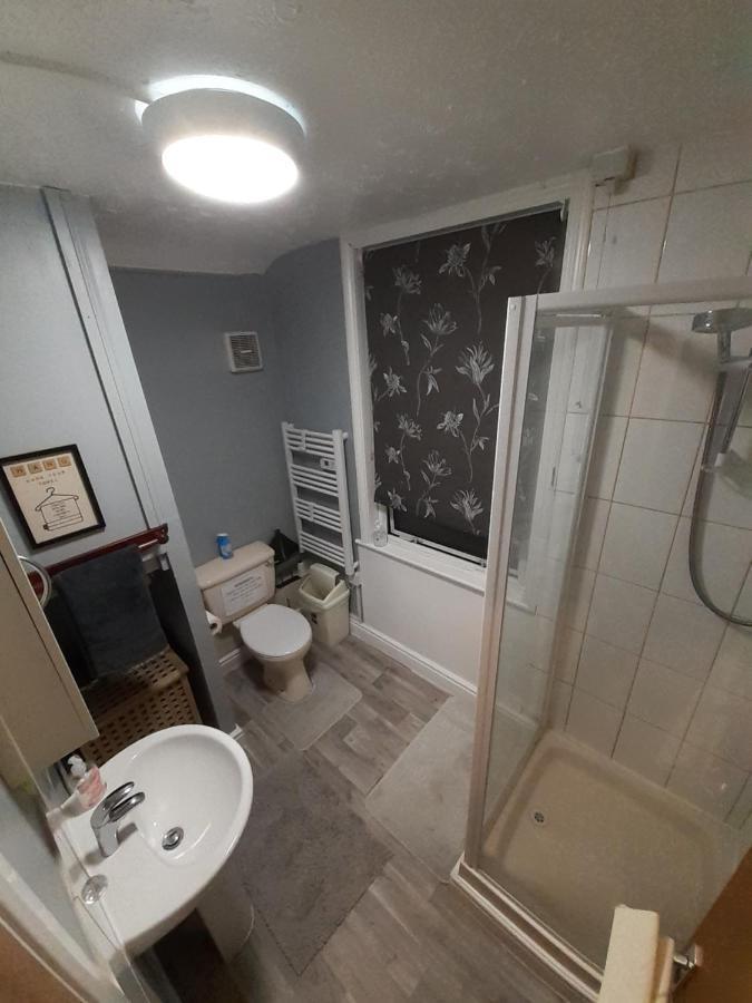 Caversham Lodge Reading Bagian luar foto