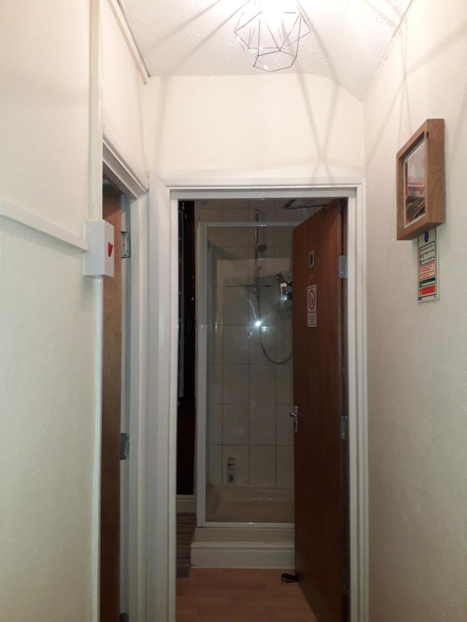 Caversham Lodge Reading Bagian luar foto